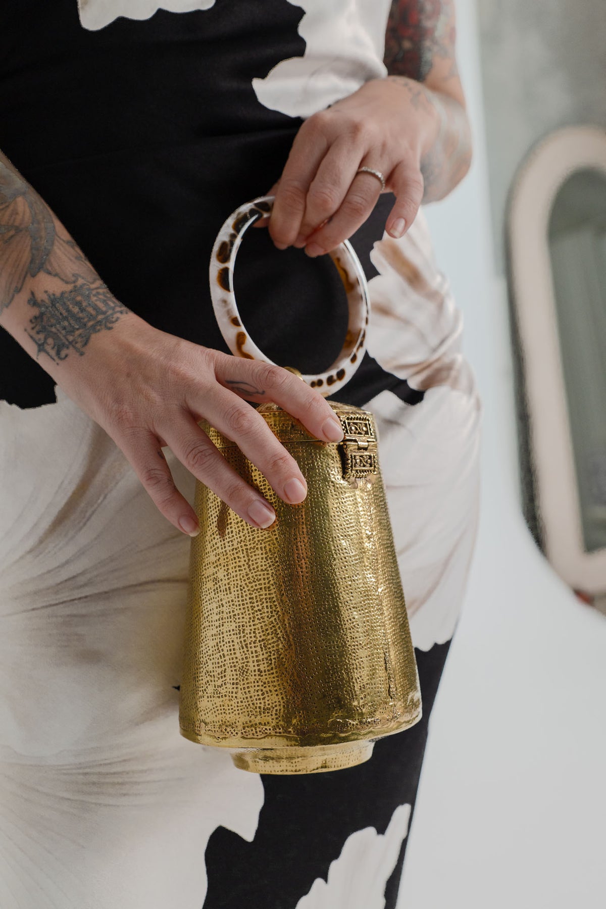 The Hold Perception of Time - Gold